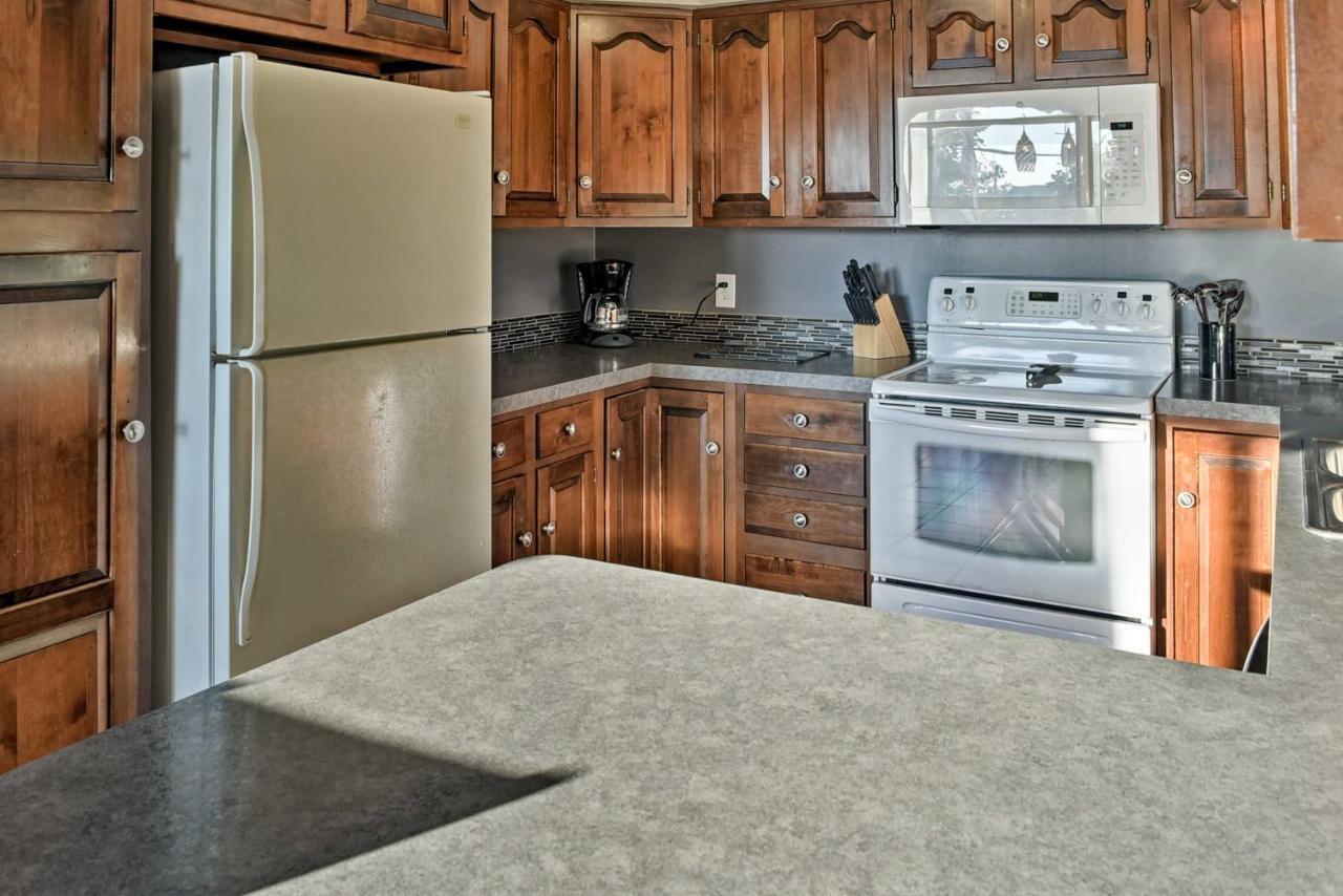 East Tawas Apartment Near Lake Huron And Downtown! Kültér fotó