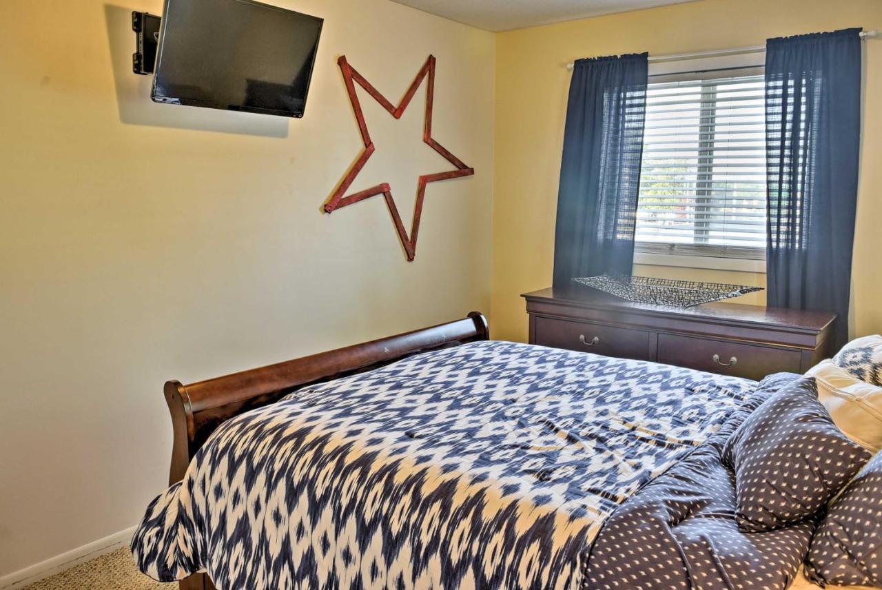 East Tawas Apartment Near Lake Huron And Downtown! Kültér fotó