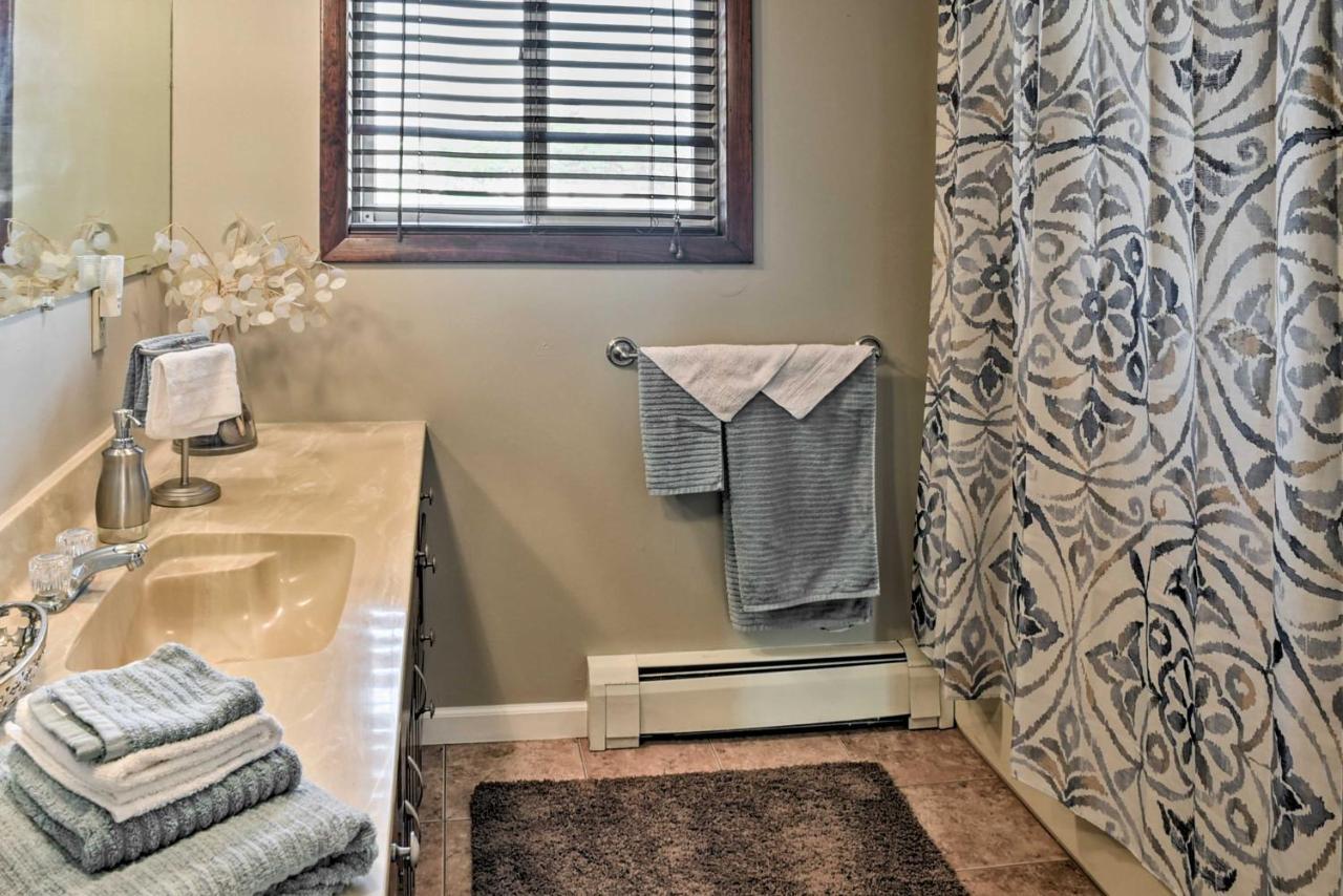 East Tawas Apartment Near Lake Huron And Downtown! Kültér fotó